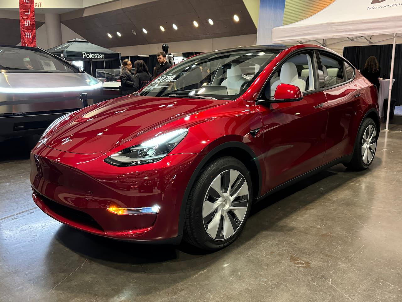 Tes Model Y